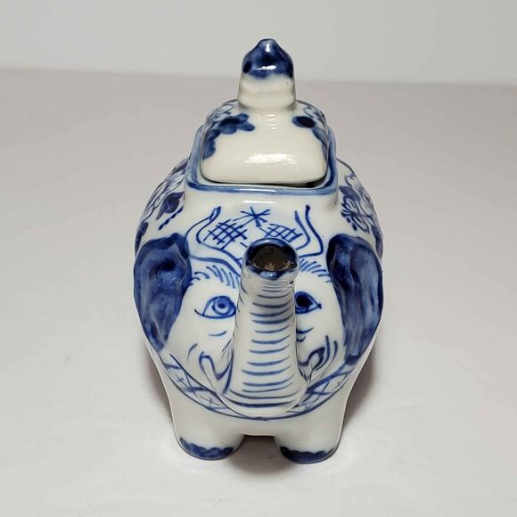 Mini Elephant Teapot 4.25" - Picture 5 of 8